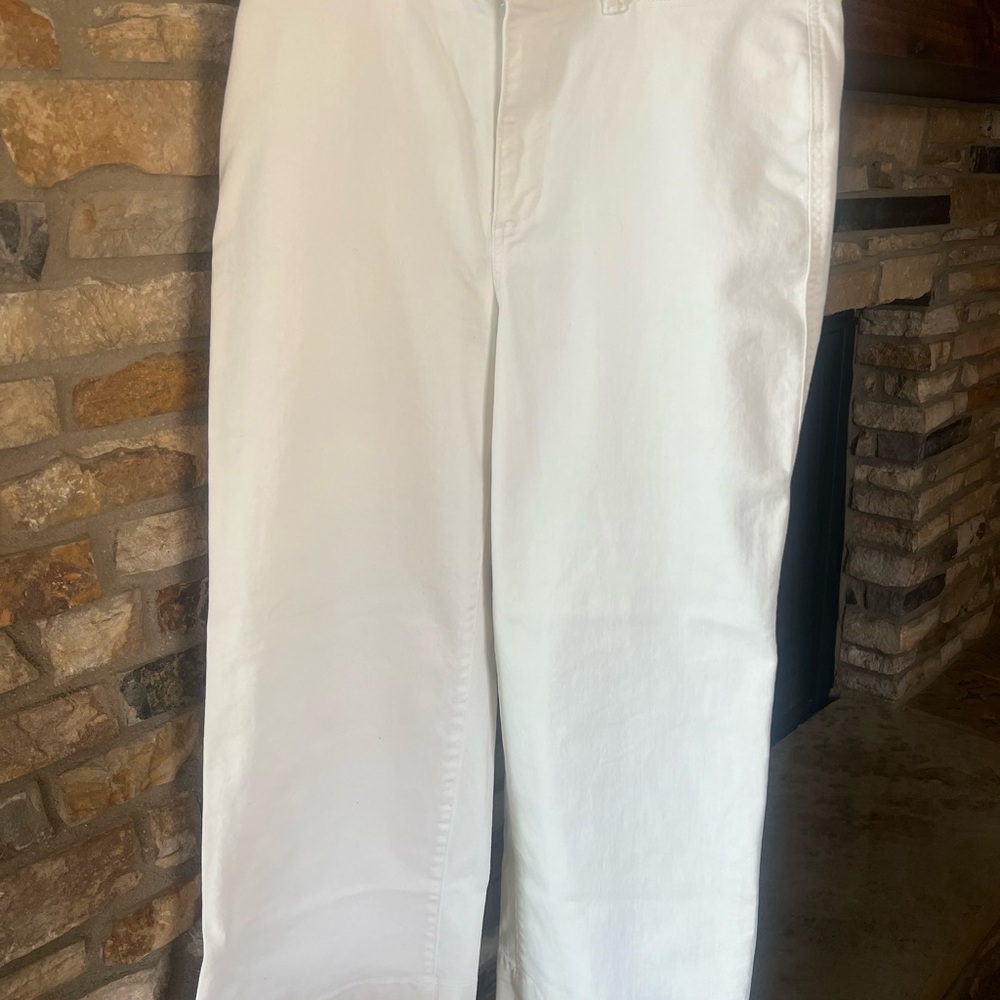 Ladies GAP high-rise wide leg crop jeans